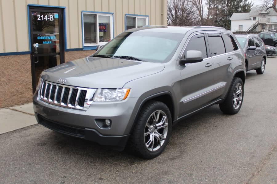 2011 Jeep Grand Cherokee 4WD 4dr Laredo, available for sale in East Windsor, Connecticut | Century Auto And Truck. East Windsor, Connecticut