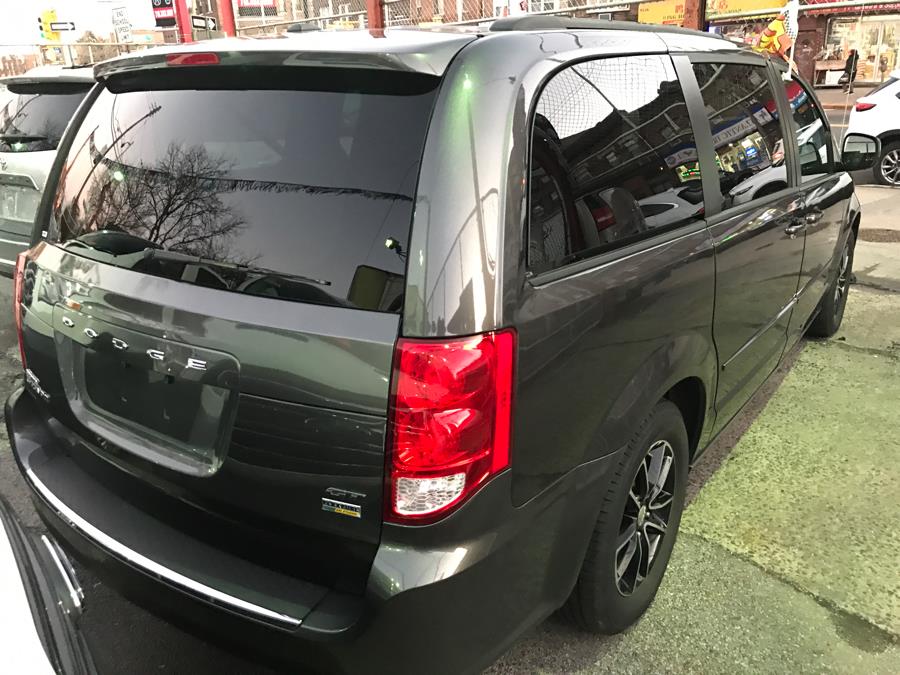 2017 Dodge Grand Caravan GT Wagon Retail *Ltd Avail*, available for sale in Corona, New York | Raymonds Cars Inc. Corona, New York 2017 Dodge Grand Caravan GT Wagon Retail *Ltd Avail*, available for sale in Corona, New York | Raymonds Cars Inc. Corona, New York