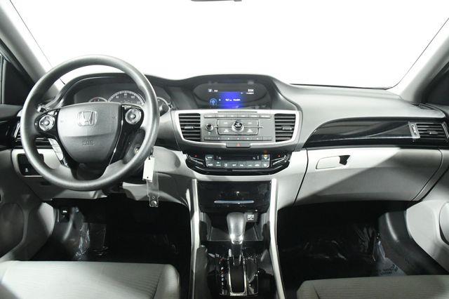 2017 Honda Accord LX photo