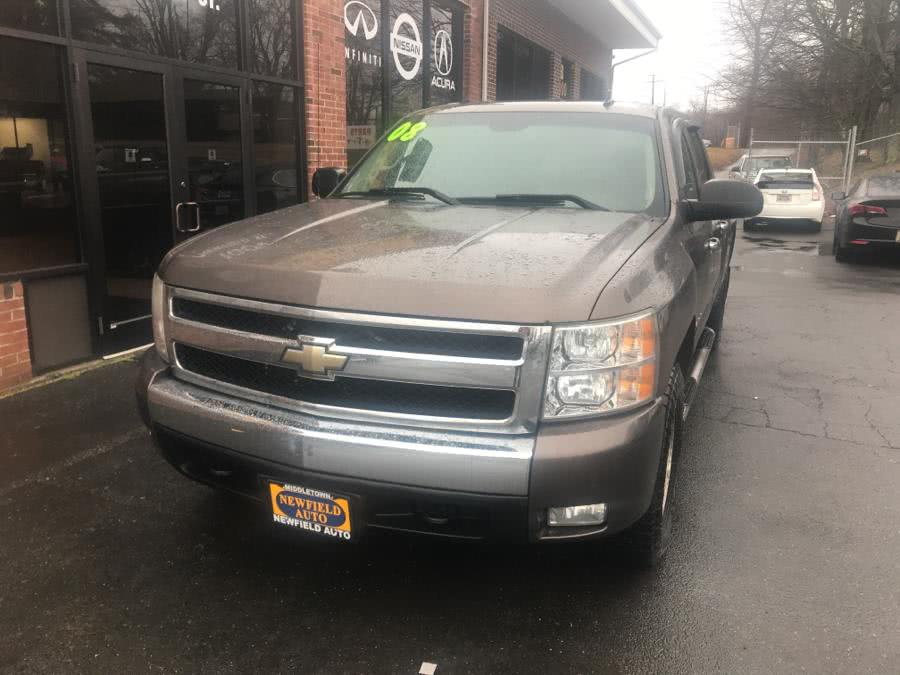2008 Chevrolet Silverado 1500 4WD Crew Cab 143.5" LT w/1LT, available for sale in Middletown, Connecticut | Newfield Auto Sales. Middletown, Connecticut