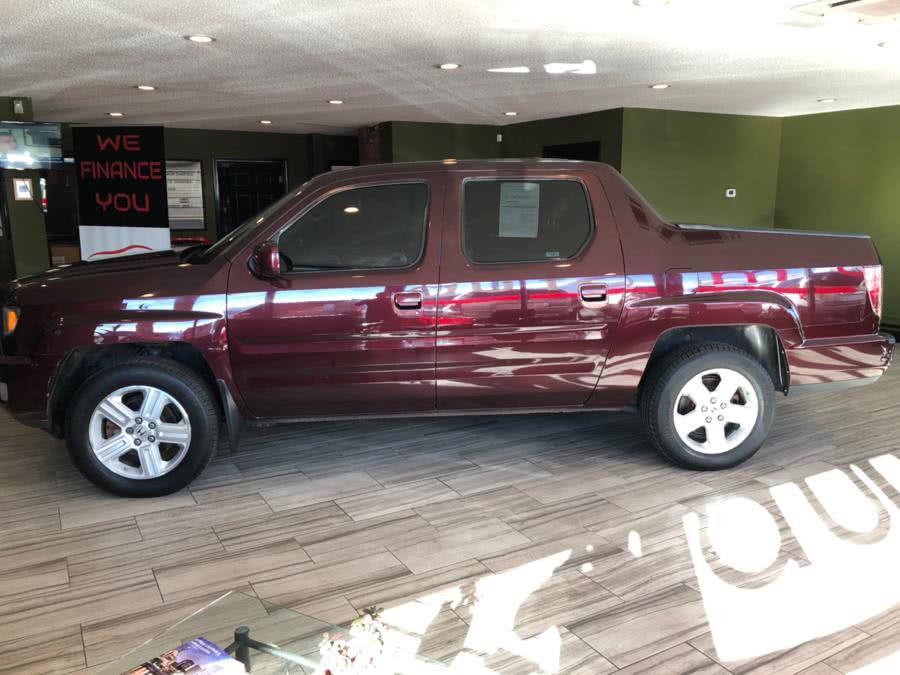2009 Honda Ridgeline 4WD Crew Cab RTL, available for sale in West Hartford, Connecticut | AutoMax. West Hartford, Connecticut