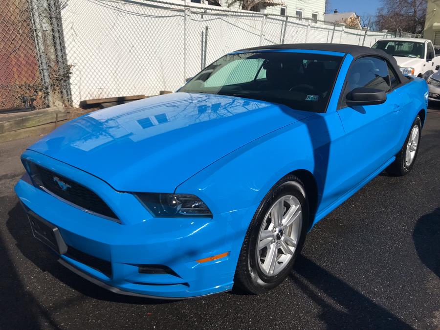 Used Ford Mustang 2dr Conv V6 2014 | Sunrise Autoland. Jamaica, New York