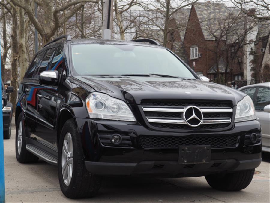 2009 Mercedes-benz Gl-class GL 450 4MATIC, available for sale in Huntington Station, New York | Connection Auto Sales Inc.. Huntington Station, New York