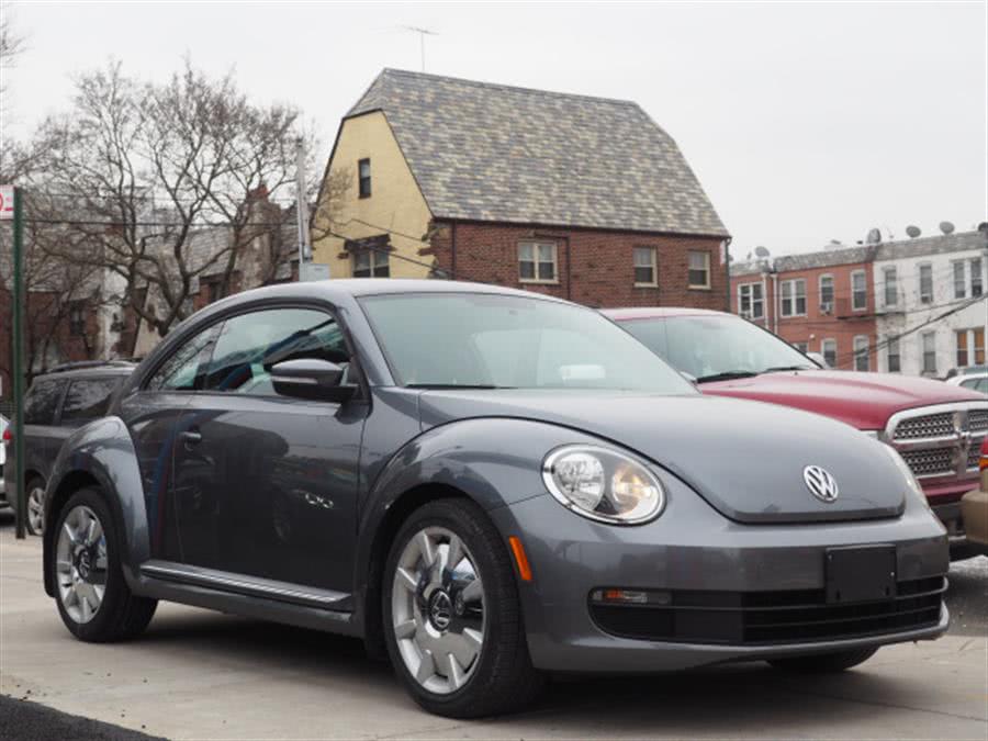 2013 Volkswagen Beetle 2.5L PZEV, available for sale in Huntington Station, New York | Connection Auto Sales Inc.. Huntington Station, New York