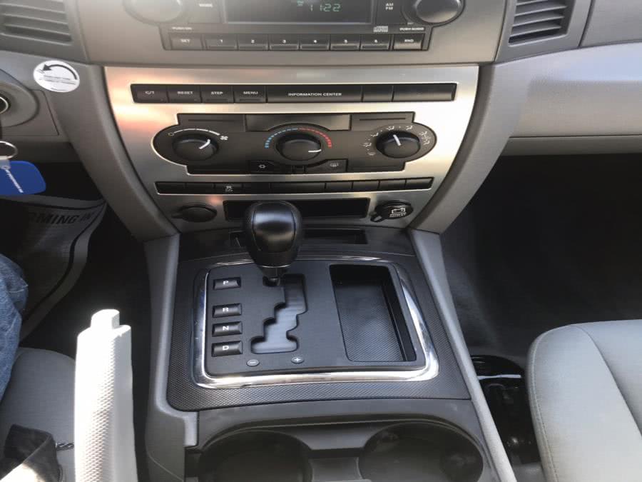 Used Jeep Grand Cherokee 4dr Laredo 4WD 2005 | CarMart Auto Services. Farmingdale, New York Used Jeep Grand Cherokee 4dr Laredo 4WD 2005 | CarMart Auto Services. Farmingdale, New York