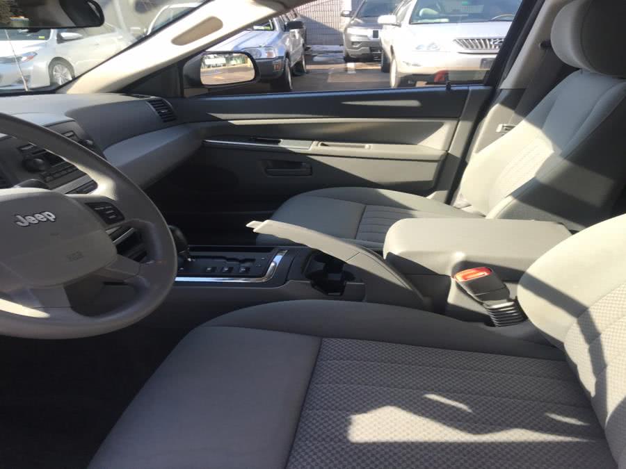 Used Jeep Grand Cherokee 4dr Laredo 4WD 2005 | CarMart Auto Services. Farmingdale, New York Used Jeep Grand Cherokee 4dr Laredo 4WD 2005 | CarMart Auto Services. Farmingdale, New York