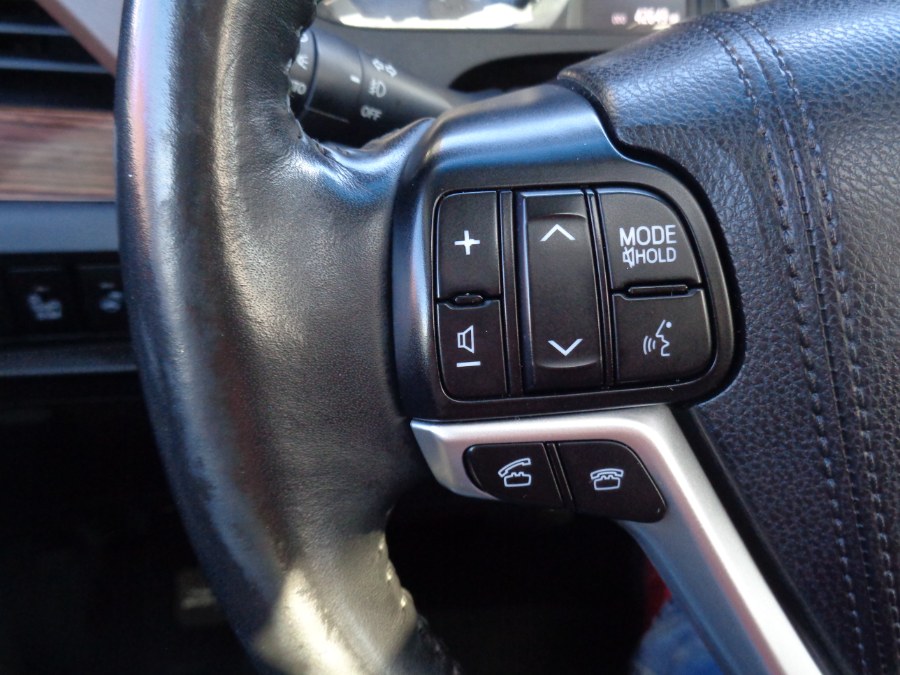 Used Toyota Sienna AWD Limited Premium Presidential Limo Conv Navigation Camera Bluetooth XM JBL Panoramic 2015 | Top Speed Motors LLC. Jamaica, New York Used Toyota Sienna AWD Limited Premium Presidential Limo Conv Navigation Camera Bluetooth XM JBL Panoramic 2015 | Top Speed Motors LLC. Jamaica, New York