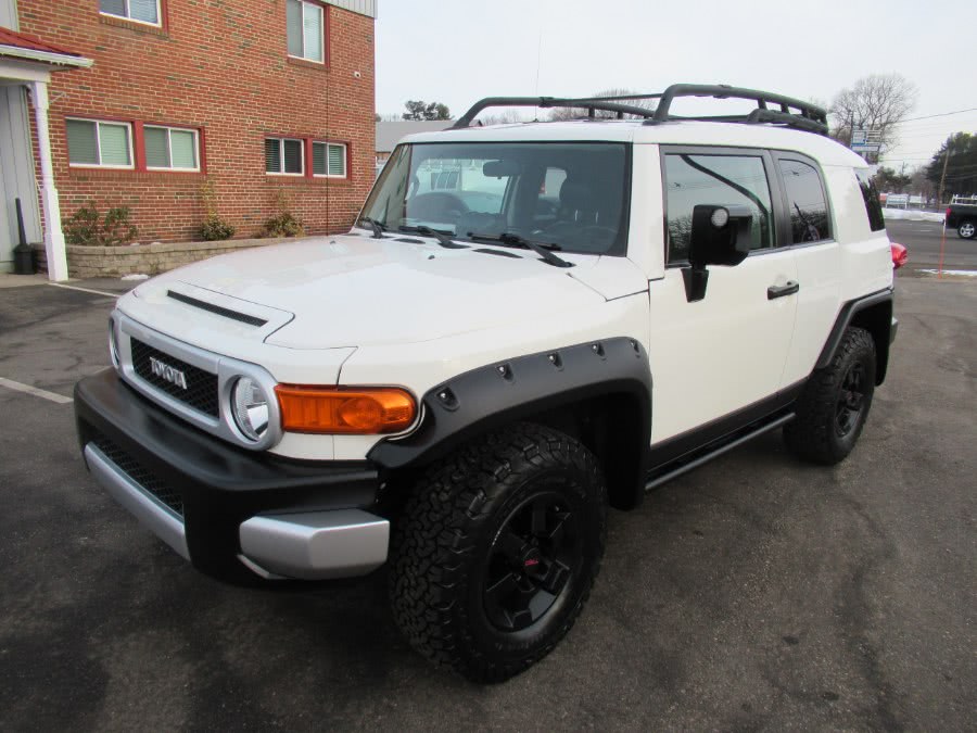 2008 Toyota FJ Cruiser 4WD 4dr Auto, available for sale in South Windsor, Connecticut | Mike And Tony Auto Sales, Inc. South Windsor, Connecticut