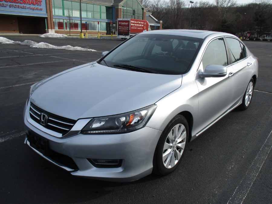 2013 Honda Accord Sdn EX-L With Navi, available for sale in New Britain, Connecticut | Universal Motors LLC. New Britain, Connecticut