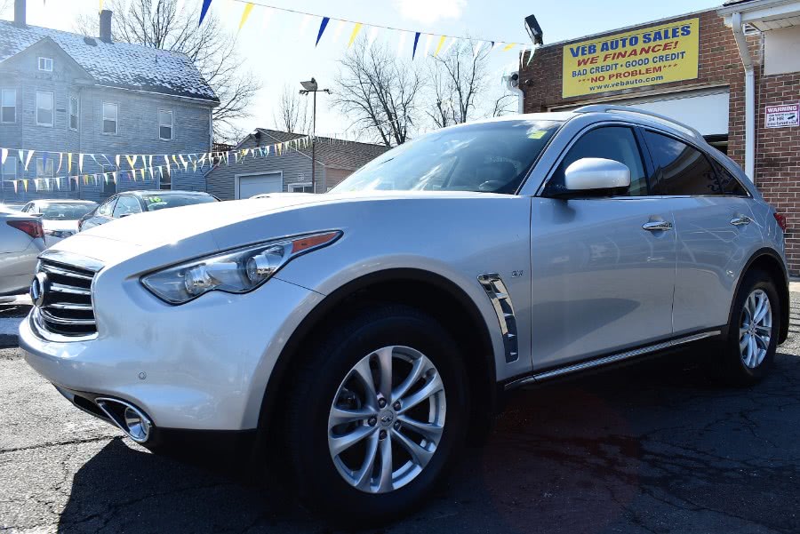 2015 INFINITI QX70 AWD 4dr, available for sale in Hartford, Connecticut | VEB Auto Sales. Hartford, Connecticut