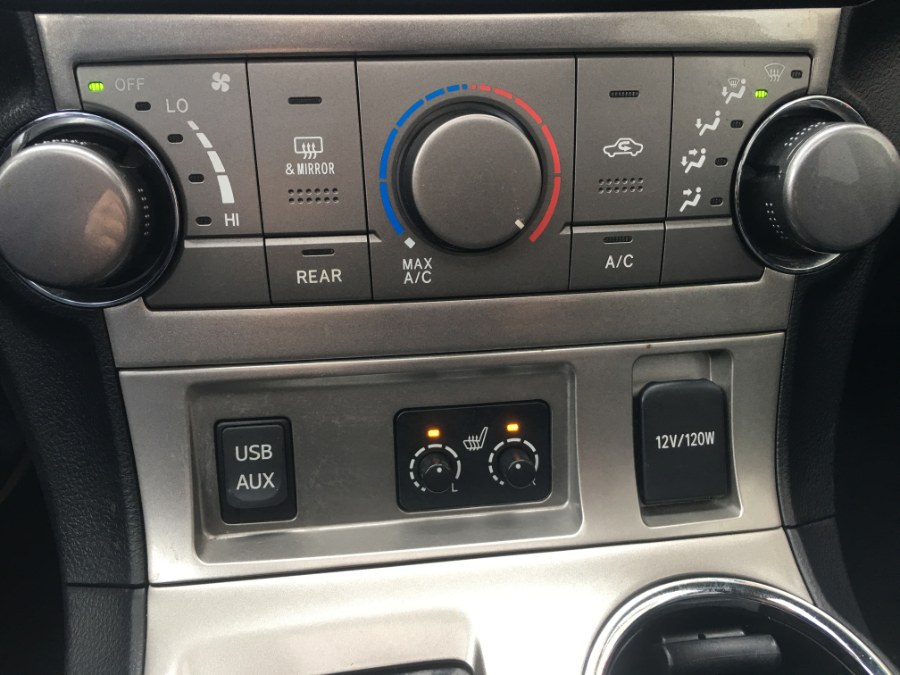 2013 Toyota Highlander 4WD 4dr V6 SE (Natl), available for sale in Bristol, Connecticut | Bristol Auto Center LLC. Bristol, Connecticut 2013 Toyota Highlander 4WD 4dr V6 SE (Natl), available for sale in Bristol, Connecticut | Bristol Auto Center LLC. Bristol, Connecticut