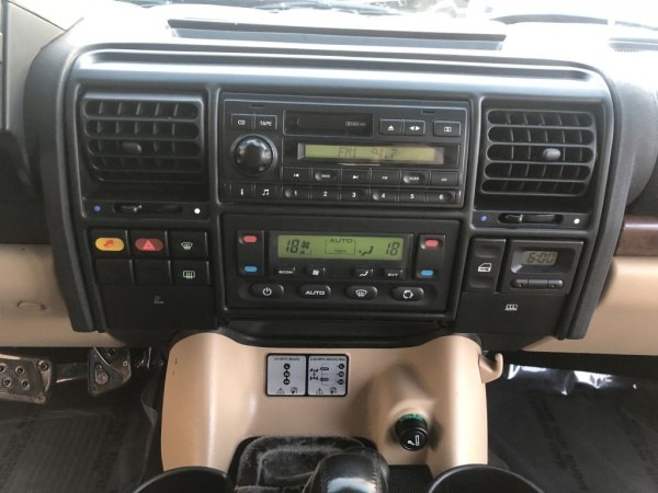 2004 LAND ROVER DISCOVERY 4WD 4dr SUV Luxury, available for sale in Bronx, New York | TNT Auto Sales USA inc. Bronx, New York 2004 LAND ROVER DISCOVERY 4WD 4dr SUV Luxury, available for sale in Bronx, New York | TNT Auto Sales USA inc. Bronx, New York
