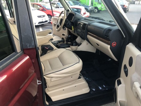 2004 LAND ROVER DISCOVERY 4WD 4dr SUV Luxury, available for sale in Bronx, New York | TNT Auto Sales USA inc. Bronx, New York 2004 LAND ROVER DISCOVERY 4WD 4dr SUV Luxury, available for sale in Bronx, New York | TNT Auto Sales USA inc. Bronx, New York