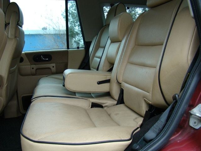2004 LAND ROVER DISCOVERY 4WD 4dr SUV Luxury, available for sale in Bronx, New York | TNT Auto Sales USA inc. Bronx, New York 2004 LAND ROVER DISCOVERY 4WD 4dr SUV Luxury, available for sale in Bronx, New York | TNT Auto Sales USA inc. Bronx, New York