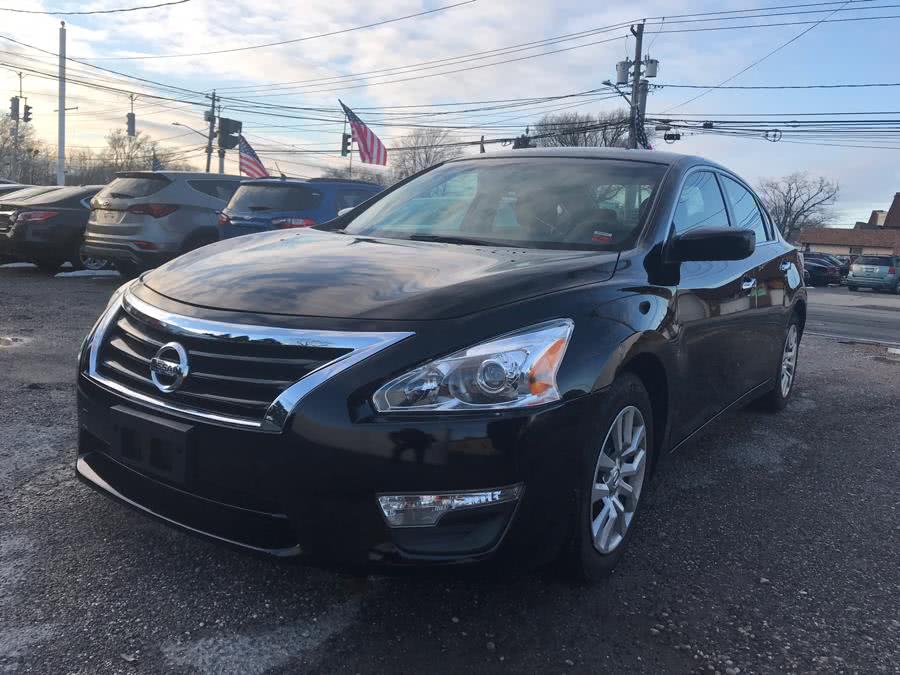 2013 Nissan Altima 4dr Sdn I4 2.5 SV, available for sale in Copiague, New York | Great Buy Auto Sales. Copiague, New York