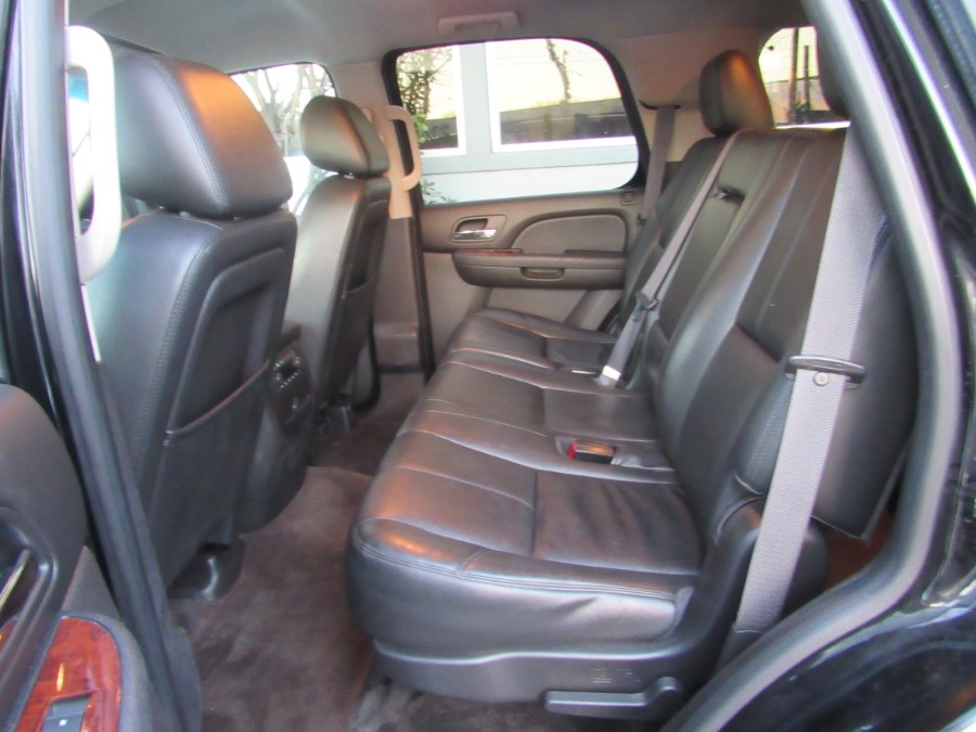2012 GMC Yukon 4WD 4dr 1500 SLT, available for sale in Middle Village, New York | Road Masters II INC. Middle Village, New York 2012 GMC Yukon 4WD 4dr 1500 SLT, available for sale in Middle Village, New York | Road Masters II INC. Middle Village, New York