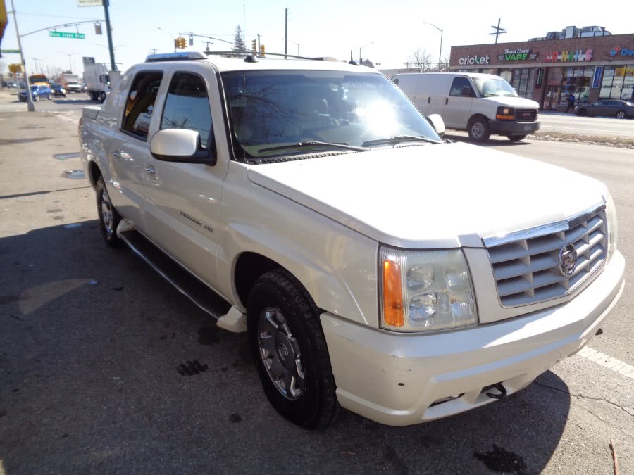 2004 Cadillac Escalade EXT 4dr AWD, available for sale in Rosedale, New York | Sunrise Auto Sales. Rosedale, New York