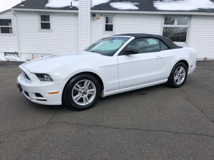 2014 Ford Mustang 2dr Conv V6, available for sale in Milford, Connecticut | Chip's Auto Sales Inc. Milford, Connecticut