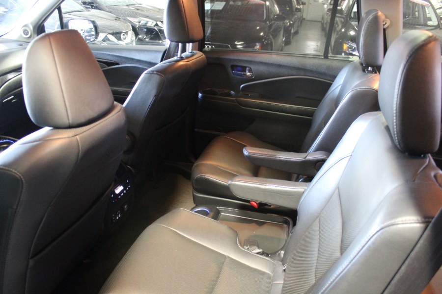 2016 Honda Pilot AWD 4dr Elite w/RES & Navi, available for sale in Deer Park, New York | Car Tec Enterprise Leasing & Sales LLC. Deer Park, New York 2016 Honda Pilot AWD 4dr Elite w/RES & Navi, available for sale in Deer Park, New York | Car Tec Enterprise Leasing & Sales LLC. Deer Park, New York
