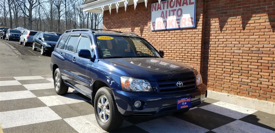 2004 Toyota Highlander 4dr V6 4WD w/3rd Row, available for sale in Waterbury, Connecticut | National Auto Brokers, Inc.. Waterbury, Connecticut