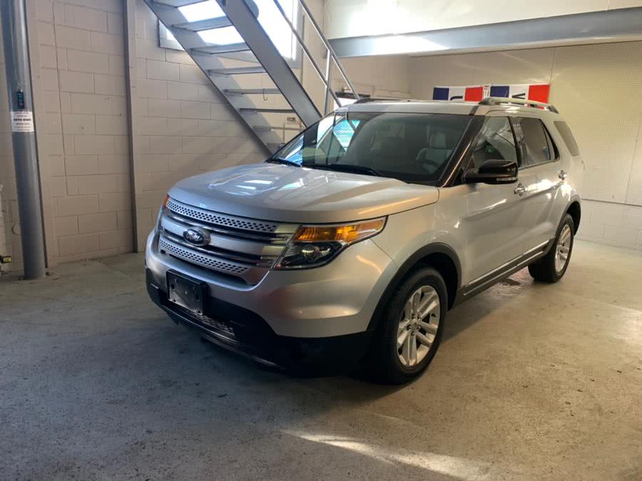 Used Ford Explorer 4WD 4dr XLT 2014 | Safe Used Auto Sales LLC. Danbury, Connecticut