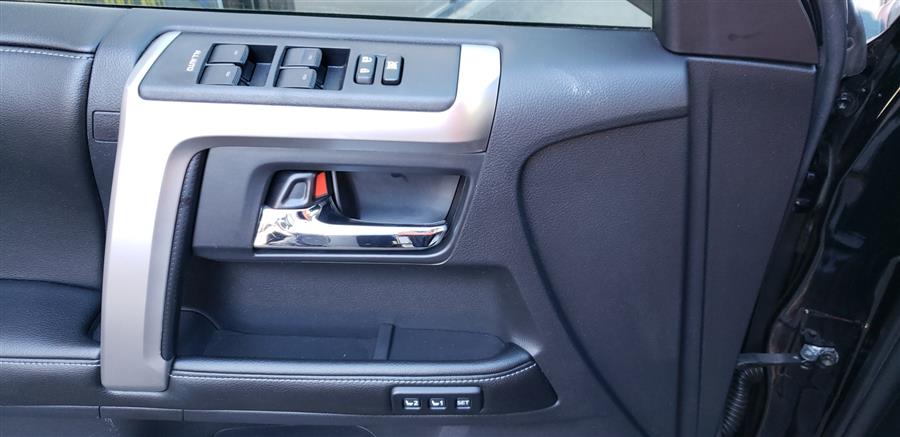 2014 Toyota 4Runner 4WD 4dr V6 Limited, available for sale in Waterbury, Connecticut | National Auto Brokers, Inc.. Waterbury, Connecticut 2014 Toyota 4Runner 4WD 4dr V6 Limited, available for sale in Waterbury, Connecticut | National Auto Brokers, Inc.. Waterbury, Connecticut