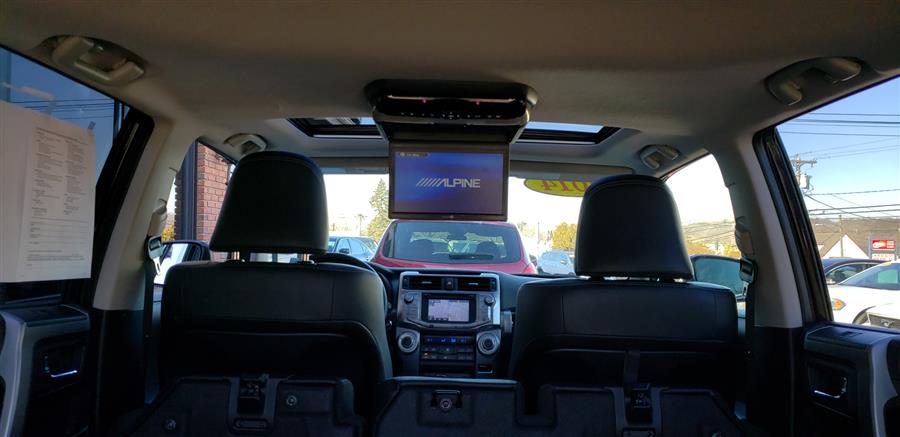 2014 Toyota 4Runner 4WD 4dr V6 Limited, available for sale in Waterbury, Connecticut | National Auto Brokers, Inc.. Waterbury, Connecticut 2014 Toyota 4Runner 4WD 4dr V6 Limited, available for sale in Waterbury, Connecticut | National Auto Brokers, Inc.. Waterbury, Connecticut