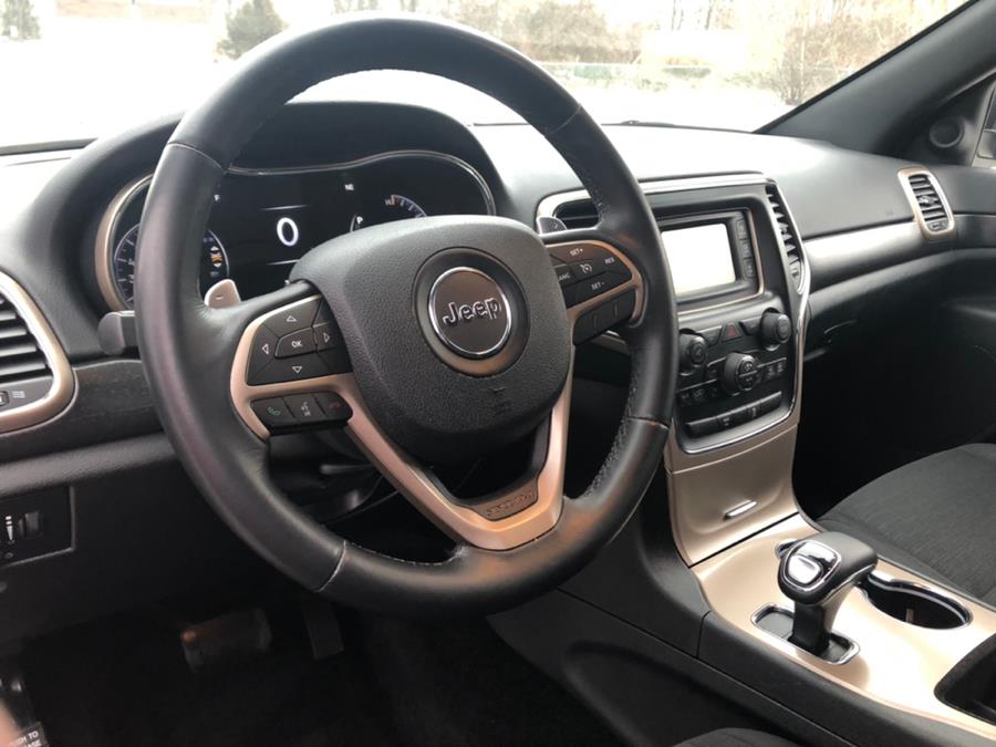 2015 Jeep Grand Cherokee 4WD 4dr Laredo, available for sale in Agawam, Massachusetts | Malkoon Motors. Agawam, Massachusetts 2015 Jeep Grand Cherokee 4WD 4dr Laredo, available for sale in Agawam, Massachusetts | Malkoon Motors. Agawam, Massachusetts