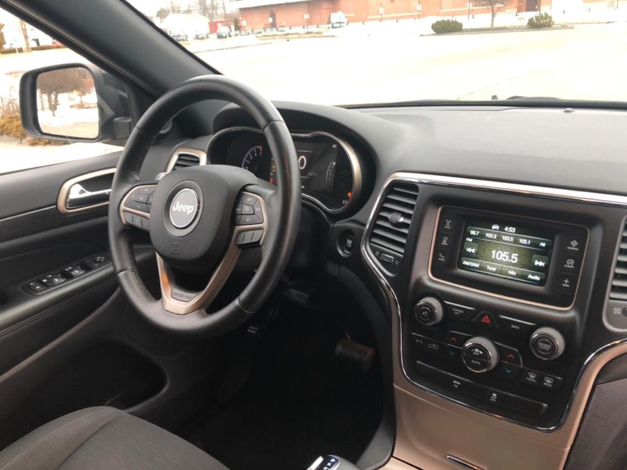 2015 Jeep Grand Cherokee 4WD 4dr Laredo, available for sale in Agawam, Massachusetts | Malkoon Motors. Agawam, Massachusetts 2015 Jeep Grand Cherokee 4WD 4dr Laredo, available for sale in Agawam, Massachusetts | Malkoon Motors. Agawam, Massachusetts