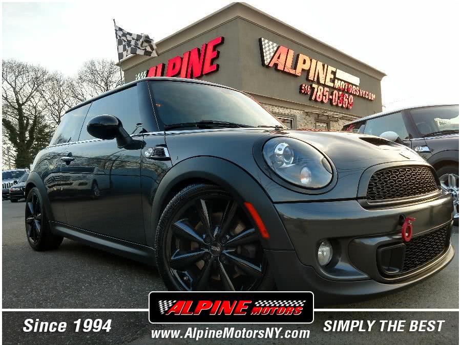 2013 MINI Cooper Hardtop 2dr Cpe S, available for sale in Wantagh, New York | Alpine Motors Inc. Wantagh, New York