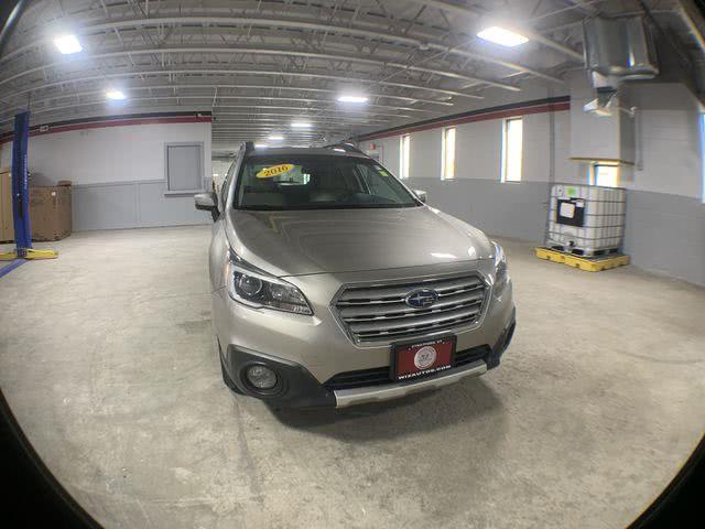 2016 Subaru Outback 4dr Wgn 2.5i Limited PZEV, available for sale in Stratford, Connecticut | Wiz Leasing Inc. Stratford, Connecticut