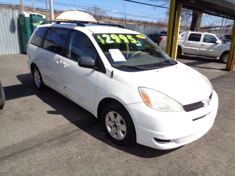 2004 Toyota Sienna 5dr LE FWD 7-Passenger, available for sale in Rosedale, New York | Sunrise Auto Sales. Rosedale, New York
