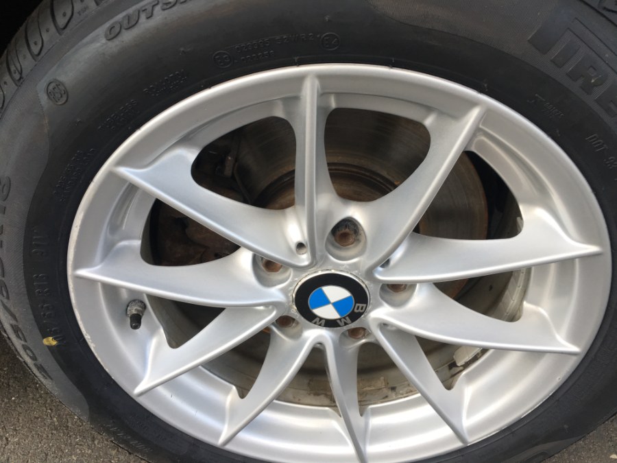 2010 BMW 3 Series 4dr Sdn 328i xDrive AWD SULEV, available for sale in Bristol, Connecticut | Bristol Auto Center LLC. Bristol, Connecticut 2010 BMW 3 Series 4dr Sdn 328i xDrive AWD SULEV, available for sale in Bristol, Connecticut | Bristol Auto Center LLC. Bristol, Connecticut