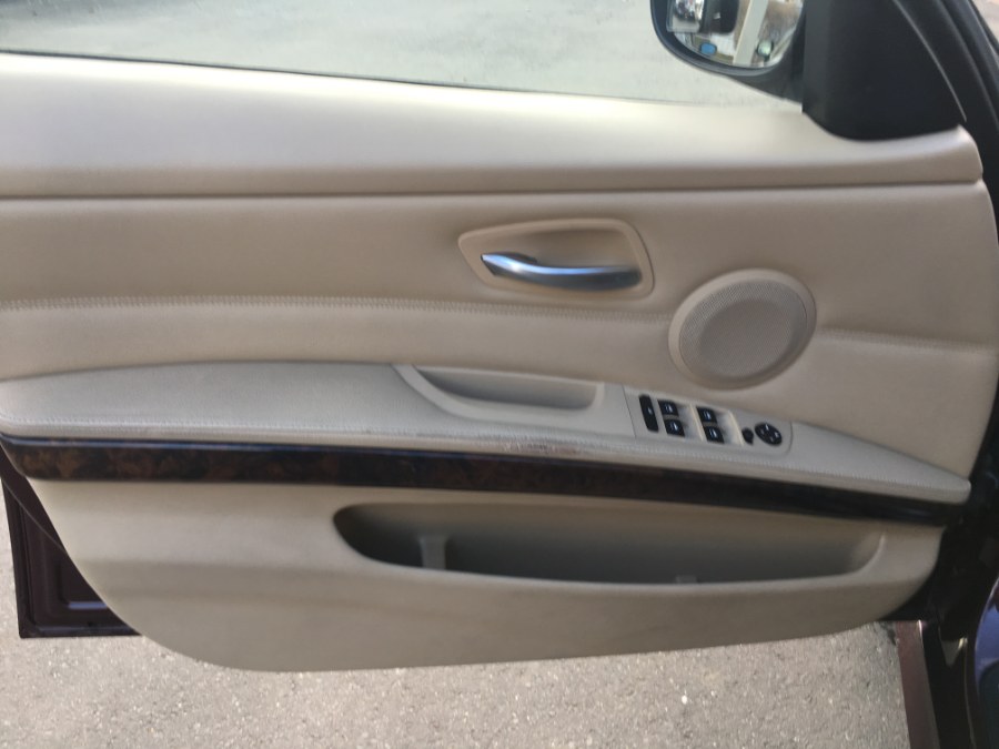 2010 BMW 3 Series 4dr Sdn 328i xDrive AWD SULEV, available for sale in Bristol, Connecticut | Bristol Auto Center LLC. Bristol, Connecticut 2010 BMW 3 Series 4dr Sdn 328i xDrive AWD SULEV, available for sale in Bristol, Connecticut | Bristol Auto Center LLC. Bristol, Connecticut