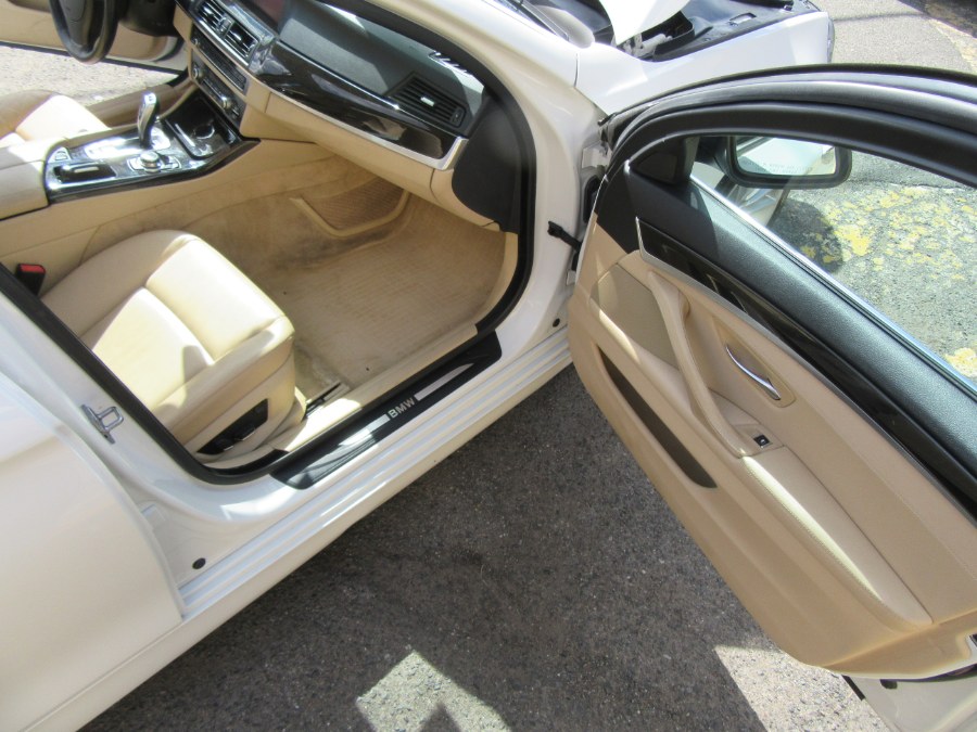 2011 BMW 5 Series 4dr Sdn 535i xDrive AWD, available for sale in Little Ferry, New Jersey | Royalty Auto Sales. Little Ferry, New Jersey 2011 BMW 5 Series 4dr Sdn 535i xDrive AWD, available for sale in Little Ferry, New Jersey | Royalty Auto Sales. Little Ferry, New Jersey