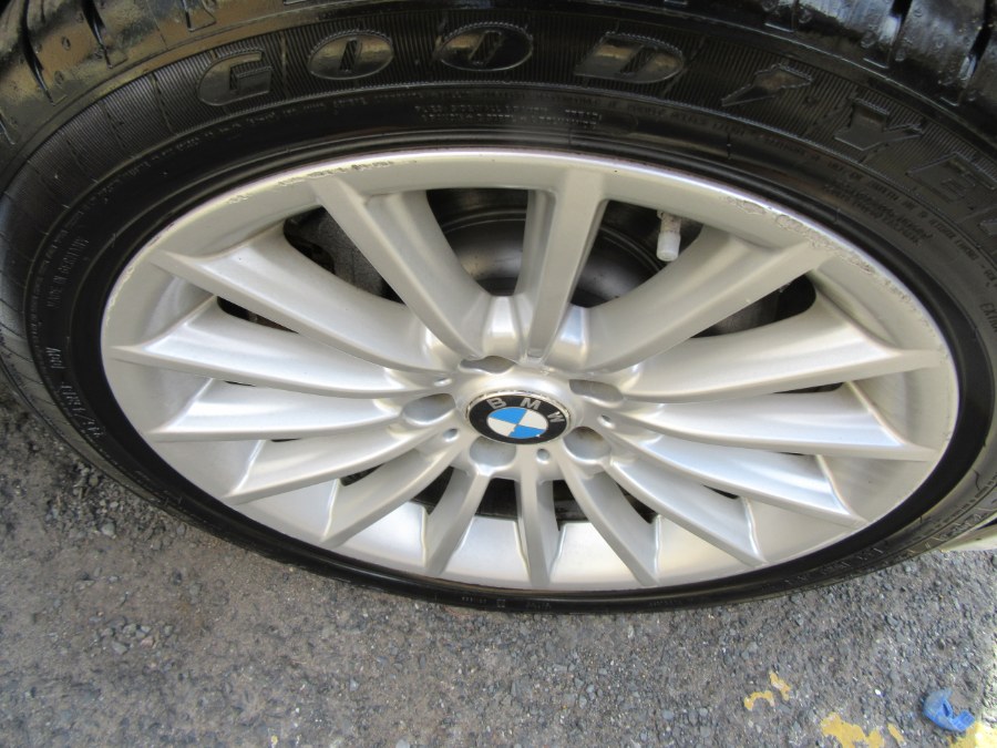 2011 BMW 5 Series 4dr Sdn 535i xDrive AWD, available for sale in Little Ferry, New Jersey | Royalty Auto Sales. Little Ferry, New Jersey 2011 BMW 5 Series 4dr Sdn 535i xDrive AWD, available for sale in Little Ferry, New Jersey | Royalty Auto Sales. Little Ferry, New Jersey