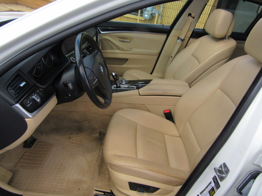 2011 BMW 5 Series 4dr Sdn 535i xDrive AWD, available for sale in Little Ferry, New Jersey | Royalty Auto Sales. Little Ferry, New Jersey 2011 BMW 5 Series 4dr Sdn 535i xDrive AWD, available for sale in Little Ferry, New Jersey | Royalty Auto Sales. Little Ferry, New Jersey