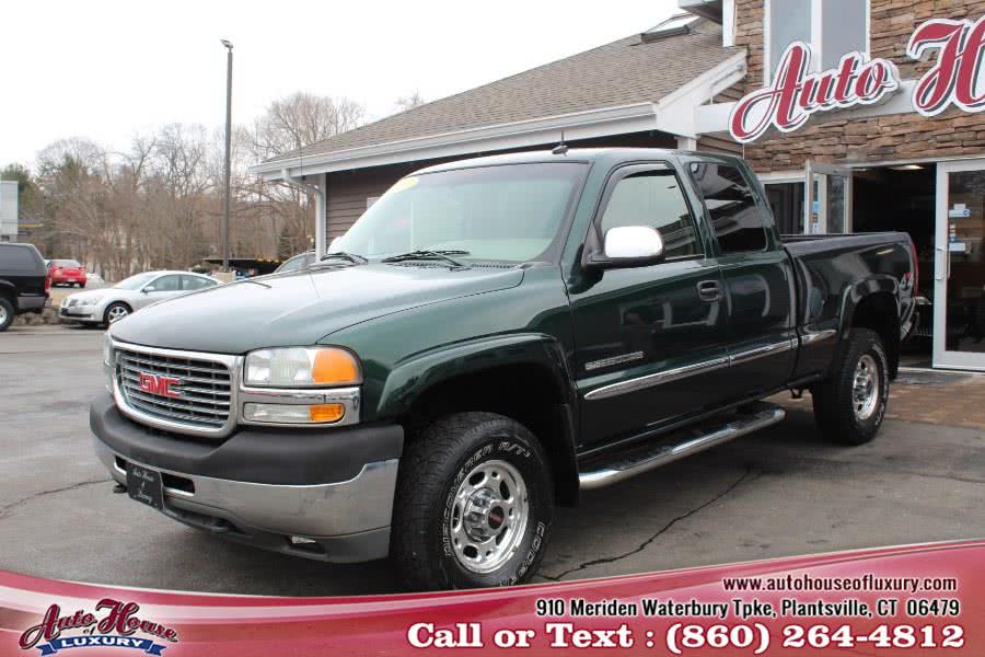 2002 GMC Sierra 2500HD Ext Cab 143.5" WB 4WD SLE, available for sale in Plantsville, Connecticut | Auto House of Luxury. Plantsville, Connecticut