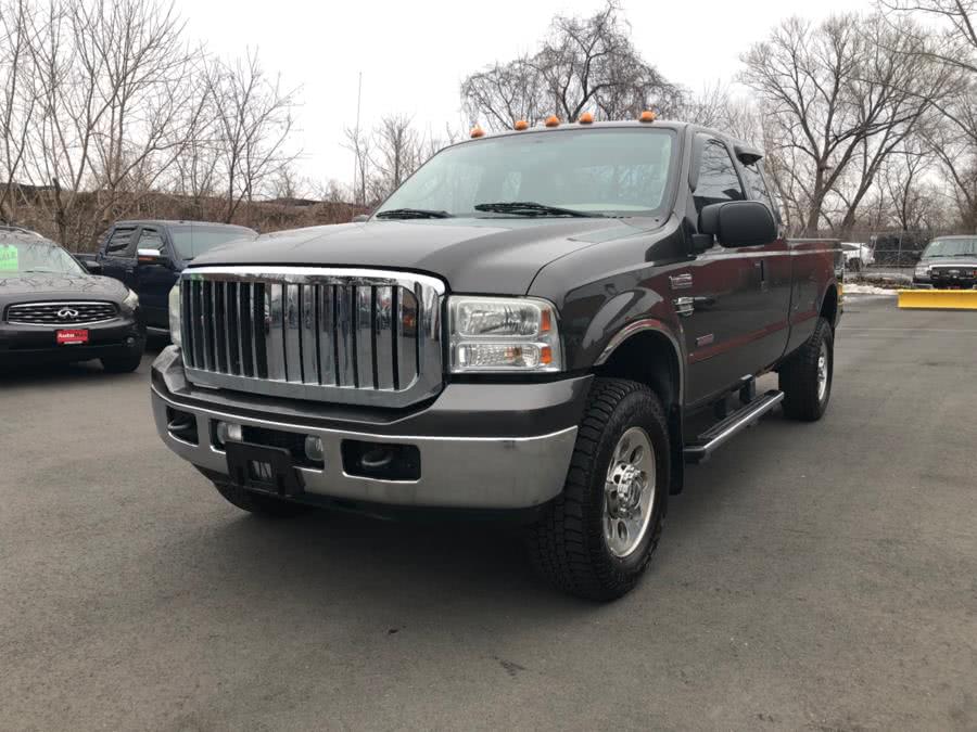 2005 Ford Super Duty F-350 SRW Supercab 158" XLT 4WD, available for sale in West Hartford, Connecticut | AutoMax. West Hartford, Connecticut