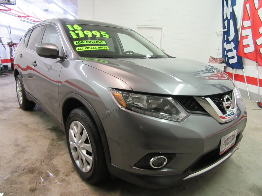 2016 Nissan Rogue AWD 4dr SV, available for sale in Little Ferry, New Jersey | Royalty Auto Sales. Little Ferry, New Jersey