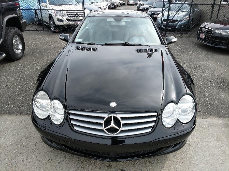 2005 Mercedes-Benz SL-Class 2dr Roadster 5.0L, available for sale in Wantagh, New York | Alpine Motors Inc. Wantagh, New York 2005 Mercedes-Benz SL-Class 2dr Roadster 5.0L, available for sale in Wantagh, New York | Alpine Motors Inc. Wantagh, New York