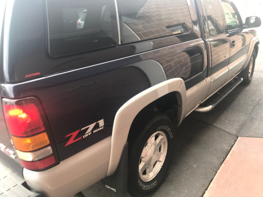 2005 GMC Sierra 1500 Ext Cab 143.5" WB 4WD SLE, available for sale in Bridgeport, Connecticut | Airway Motors. Bridgeport, Connecticut 2005 GMC Sierra 1500 Ext Cab 143.5" WB 4WD SLE, available for sale in Bridgeport, Connecticut | Airway Motors. Bridgeport, Connecticut