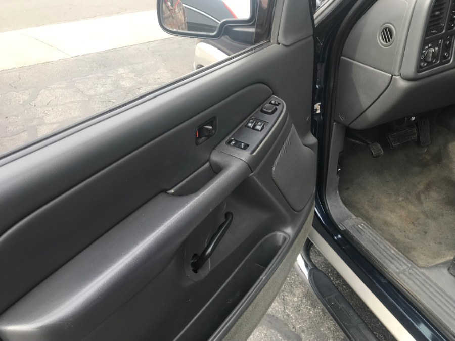 2005 GMC Sierra 1500 Ext Cab 143.5" WB 4WD SLE, available for sale in Bridgeport, Connecticut | Airway Motors. Bridgeport, Connecticut 2005 GMC Sierra 1500 Ext Cab 143.5" WB 4WD SLE, available for sale in Bridgeport, Connecticut | Airway Motors. Bridgeport, Connecticut