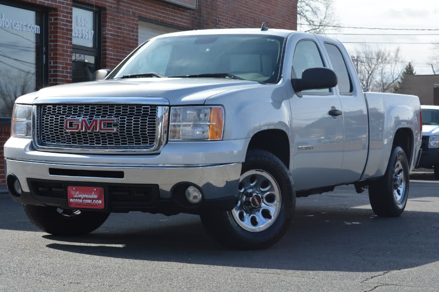 2010 GMC Sierra 1500 4WD Ext Cab 143.5" SLE, available for sale in ENFIELD, Connecticut | Longmeadow Motor Cars. ENFIELD, Connecticut