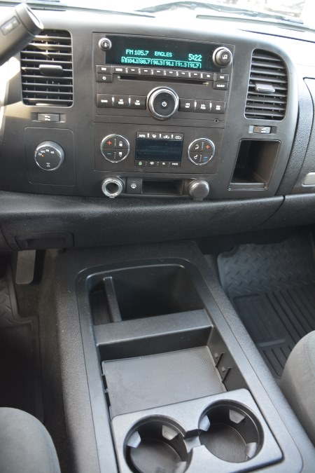 2007 Chevrolet Silverado 1500 4WD Ext Cab 134.0" LT w/1LT, available for sale in Ashland, Massachusetts | New Beginning Auto Service Inc. Ashland, Massachusetts 2007 Chevrolet Silverado 1500 4WD Ext Cab 134.0" LT w/1LT, available for sale in Ashland, Massachusetts | New Beginning Auto Service Inc. Ashland, Massachusetts