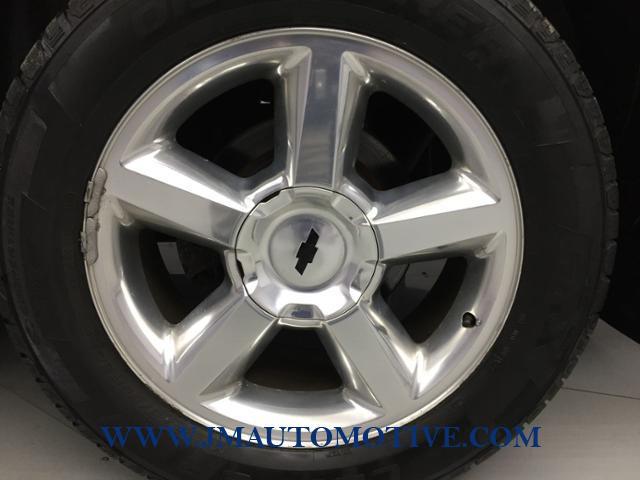 2009 Chevrolet Avalanche 4WD Crew Cab 130 LT w/1LT, available for sale in Naugatuck, Connecticut | J&M Automotive Sls&Svc LLC. Naugatuck, Connecticut 2009 Chevrolet Avalanche 4WD Crew Cab 130 LT w/1LT, available for sale in Naugatuck, Connecticut | J&M Automotive Sls&Svc LLC. Naugatuck, Connecticut