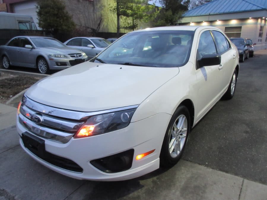 2012 Ford Fusion 4dr Sdn S FWD, available for sale in Lynbrook, New York | ACA Auto Sales. Lynbrook, New York