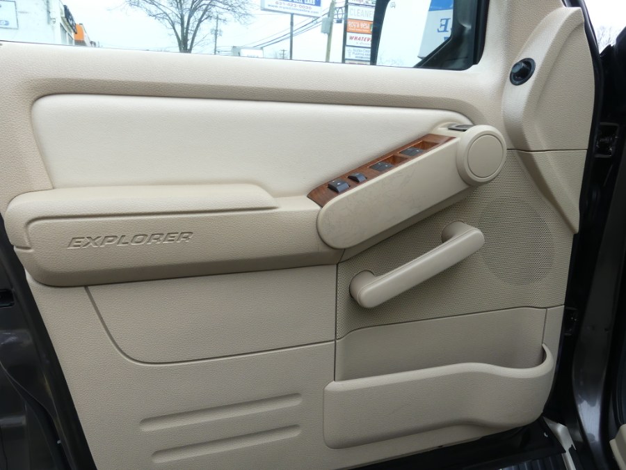 2006 Ford Explorer 4dr 114" WB 4.0L Eddie Bauer 4WD, available for sale in Huntington Station, New York | My Auto Inc.. Huntington Station, New York 2006 Ford Explorer 4dr 114" WB 4.0L Eddie Bauer 4WD, available for sale in Huntington Station, New York | My Auto Inc.. Huntington Station, New York