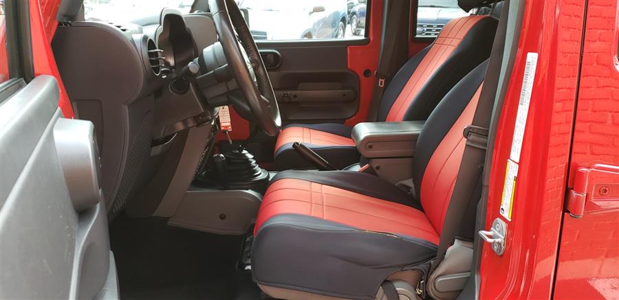 2010 Jeep Wrangler Unlimited 4WD 4dr Sport, available for sale in Waterbury, Connecticut | National Auto Brokers, Inc.. Waterbury, Connecticut 2010 Jeep Wrangler Unlimited 4WD 4dr Sport, available for sale in Waterbury, Connecticut | National Auto Brokers, Inc.. Waterbury, Connecticut