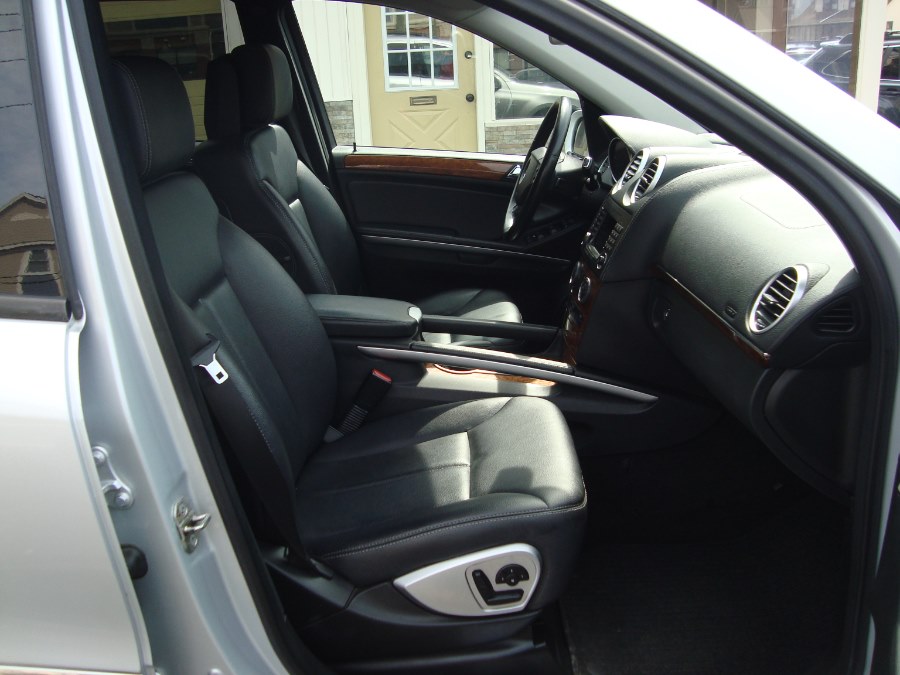 2007 Mercedes-Benz GL-Class 4MATIC 4dr 4.7L, available for sale in Manchester, Connecticut | Yara Motors. Manchester, Connecticut 2007 Mercedes-Benz GL-Class 4MATIC 4dr 4.7L, available for sale in Manchester, Connecticut | Yara Motors. Manchester, Connecticut